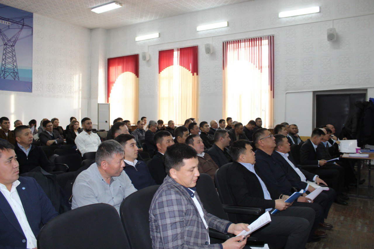 photo_5323438807950494914_y